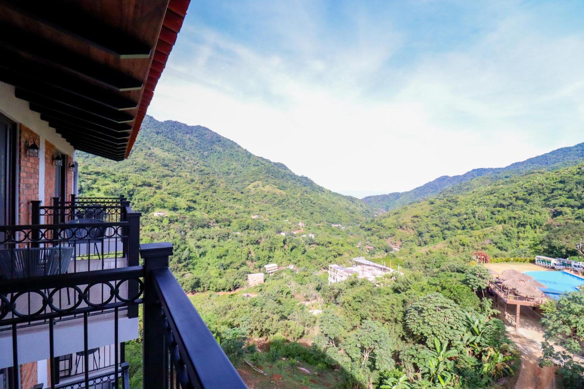 River Park Hotel Puerto Vallarta Esterno foto